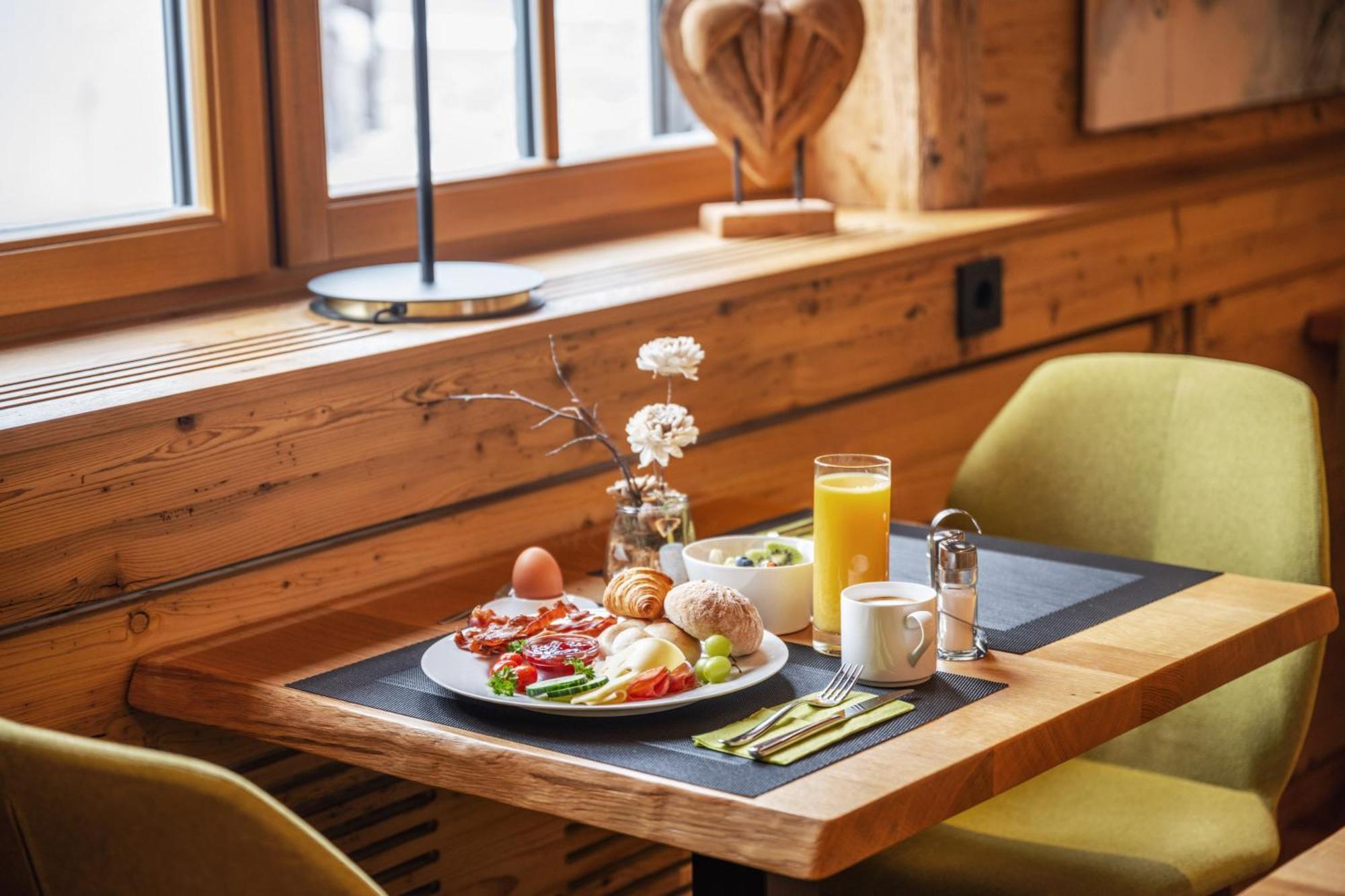 Hotel Zeppelin Laupheim Eksteriør bilde